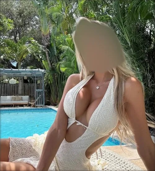 Beautiful Young Mona in Nagpur for Warm Friendly Meets Near Dharampeth and Sitabuldi Hi I am Mona and I am now staying in Nagpur. I am sweet frie