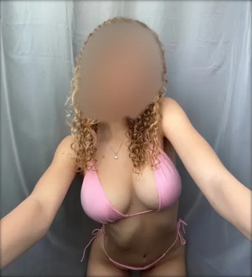 Young Natural Beautiful Girl in Nagpur for Fun Meetings and Happy Time Near Dharampeth and Civil Lines Hi I am a simple sweet and happy girl staying in Nagpur. I l