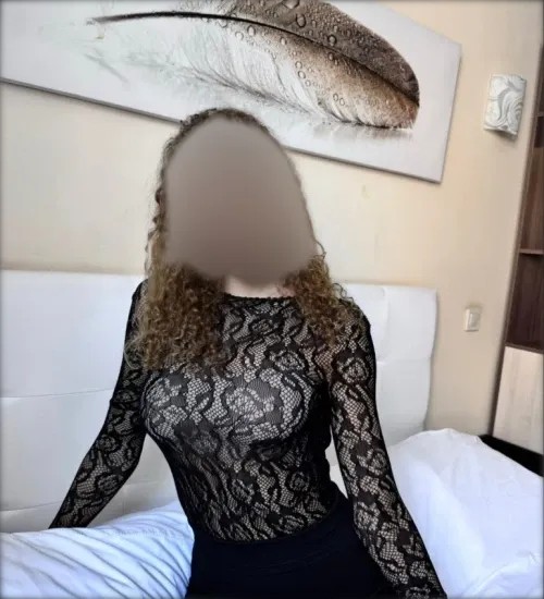Young Natural Beautiful Girl in Nagpur for Fun Meetings and Happy Time Near Dharampeth and Civil Lines Hi I am a simple sweet and happy girl staying in Nagpur. I l
